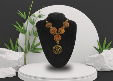 Shakti - Vijaya Rudraksha Mala with Om Pendant - Rudra Kailash